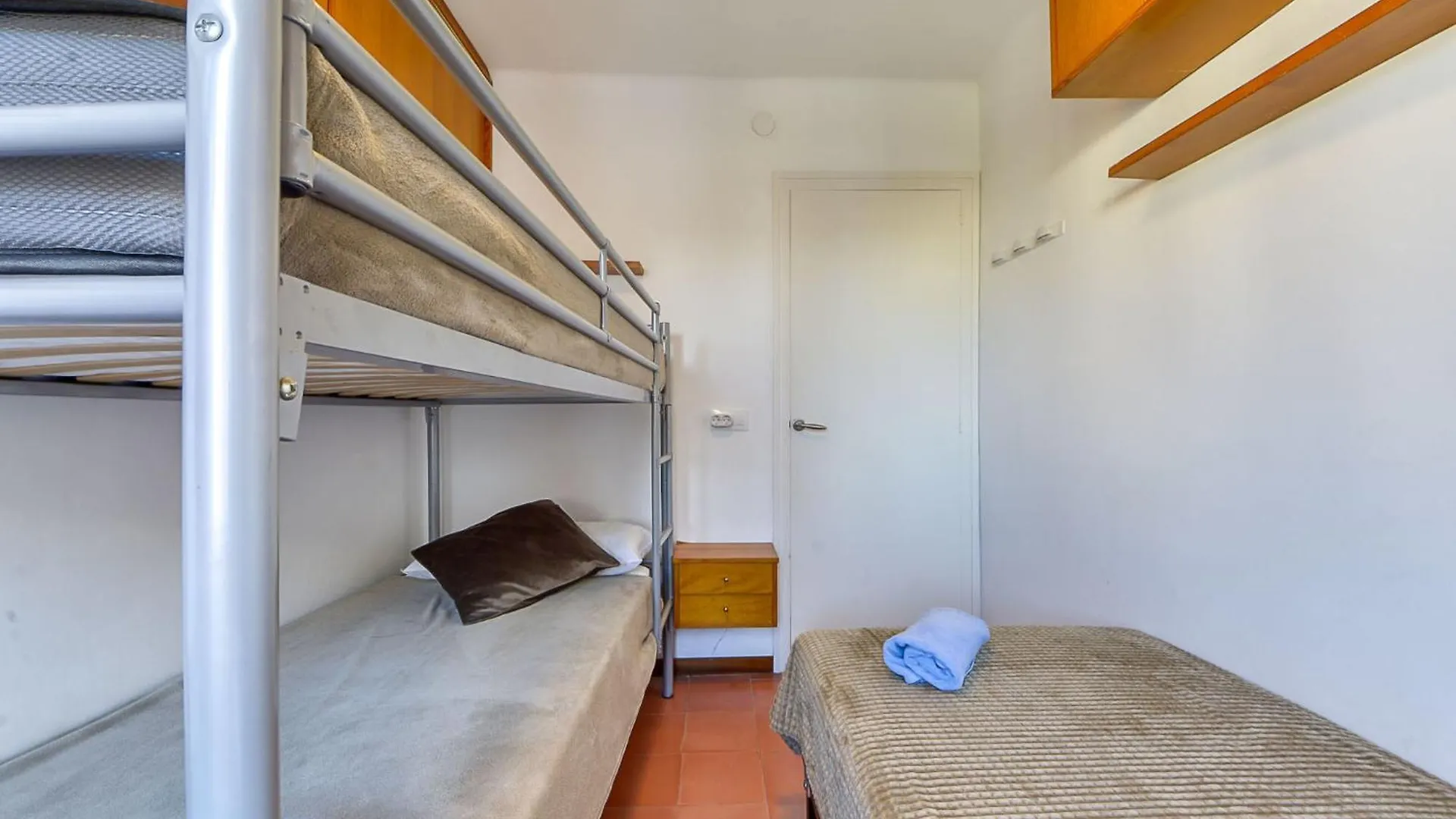 Apartment Rhodas By Interhome Roses Spain
